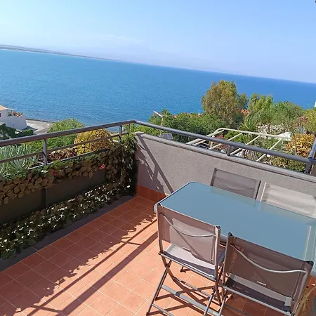 Mare Ed Etna Apartment *