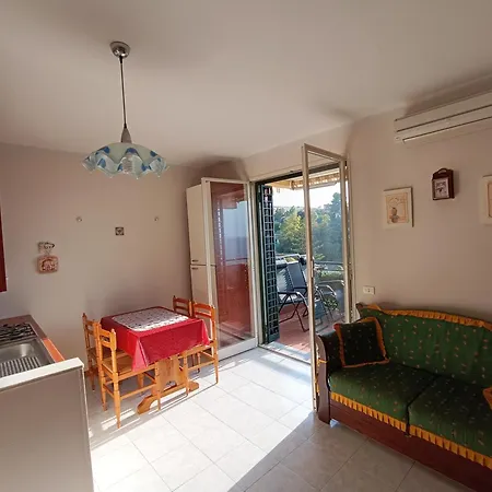 Mare Ed Etna Apartment *
